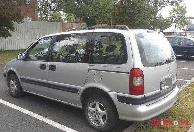 1998' Opel Sintra photo #1