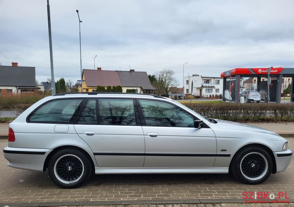 2001' BMW 5 Series photo #6