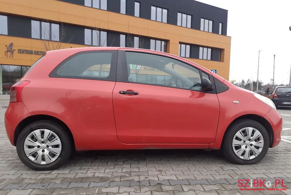 2007' Toyota Yaris photo #4