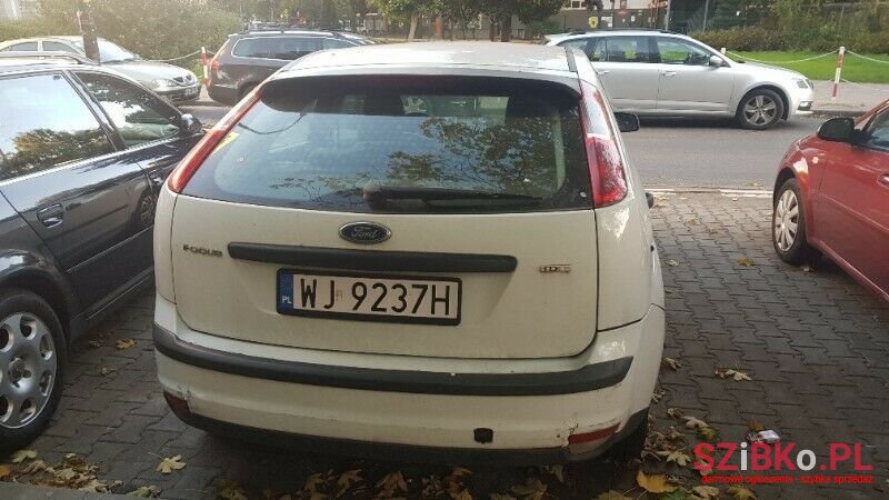 2007' Ford Focus photo #4