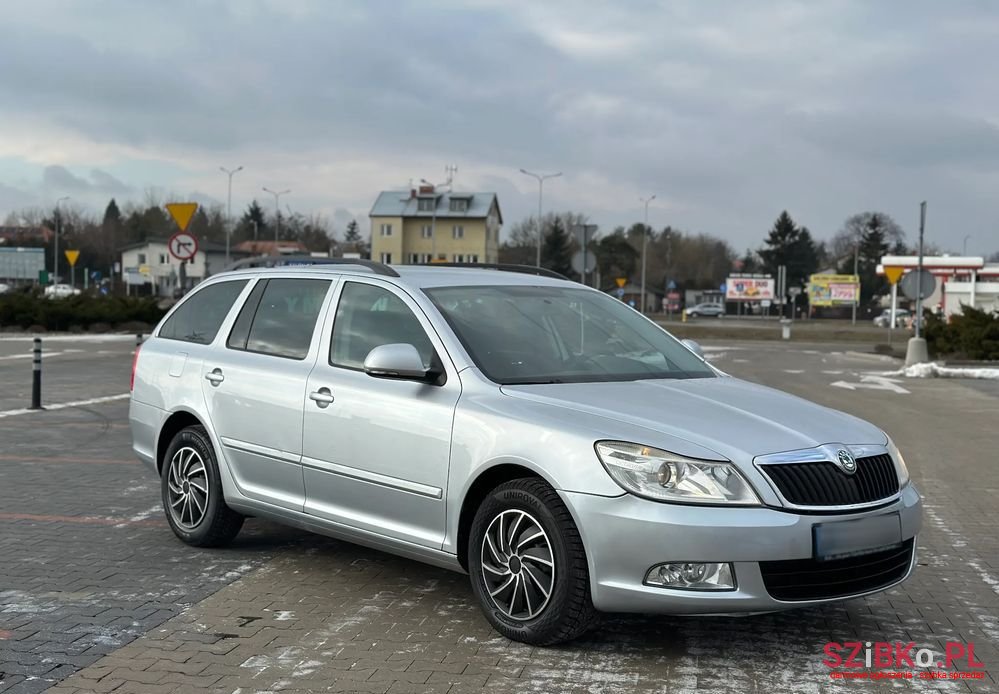 2010' Skoda Octavia photo #2