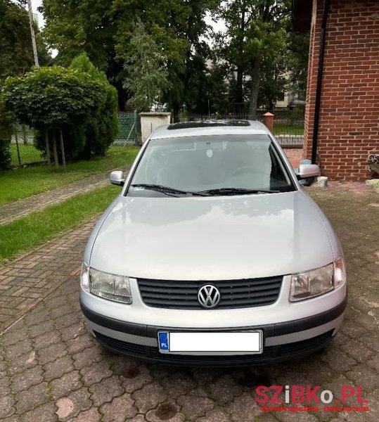 1997' Volkswagen Passat photo #2