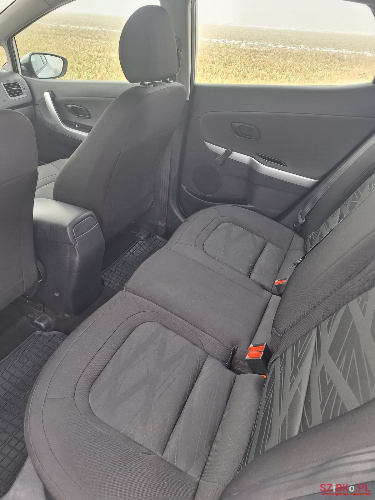 2012' Kia Ceed photo #4