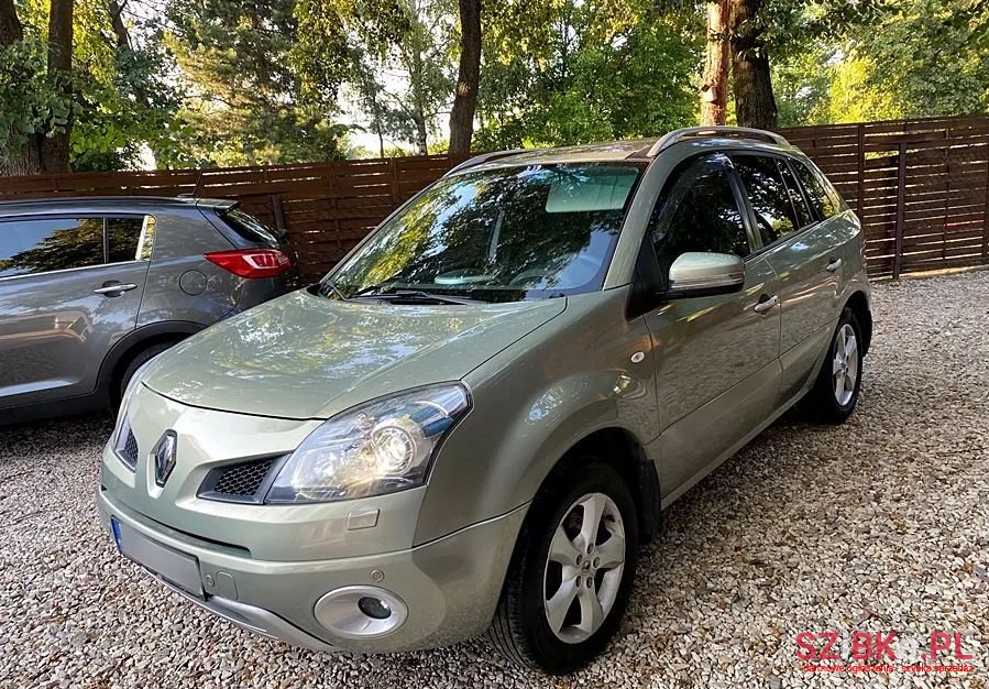 2009' Renault Koleos 2.0 Dci 4X4 Privilege photo #2