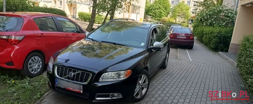 2008' Volvo V70 photo #1