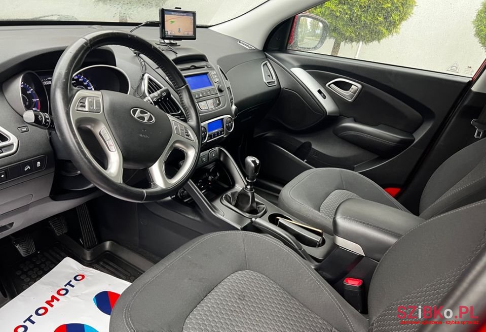2012' Hyundai ix35 photo #5