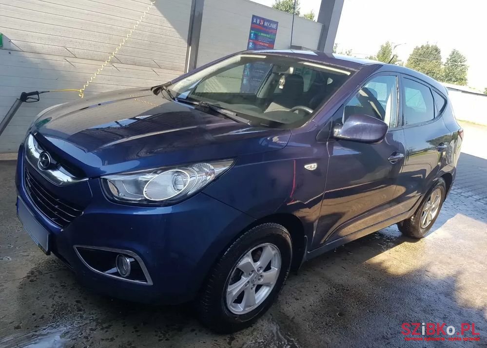 2011' Hyundai ix35 photo #1