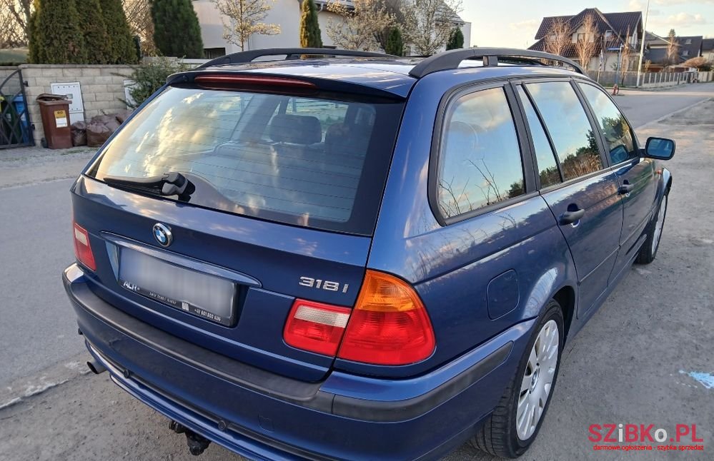 2002' BMW 3 Series 318I photo #3