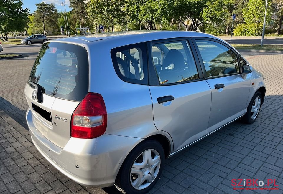 2002' Honda Jazz photo #2