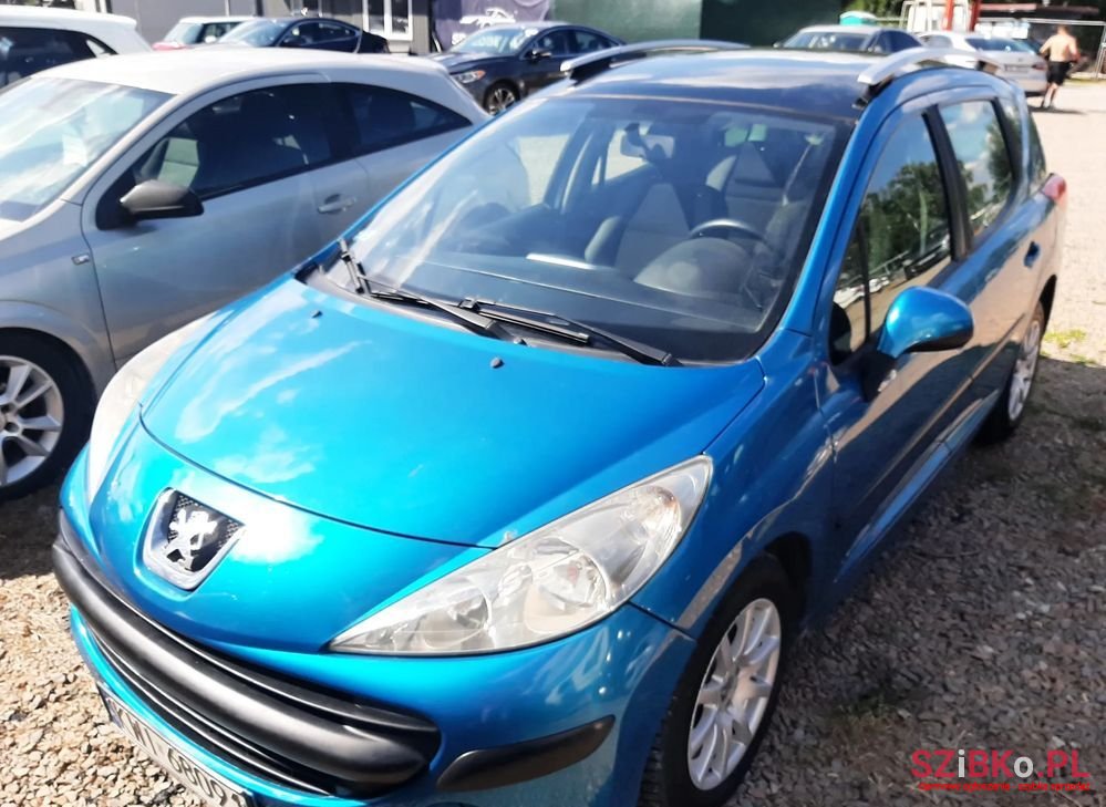 2009' Peugeot 207 photo #1