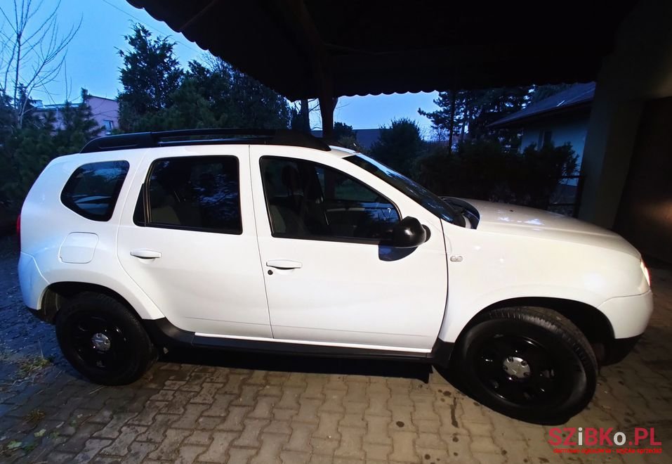 2012' Dacia Duster photo #2