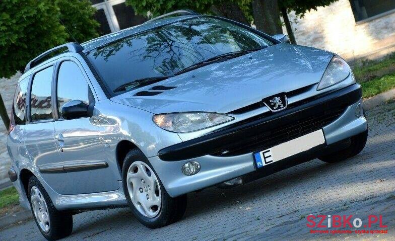 2003' Peugeot 206 photo #1