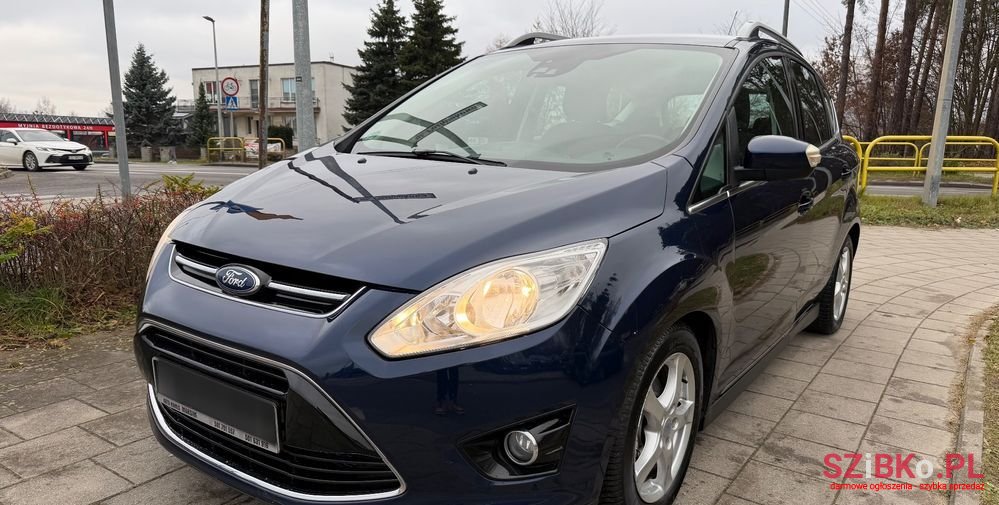 2013' Ford C-MAX photo #1