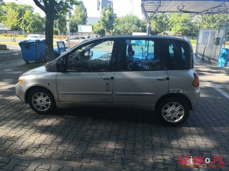 2003' Fiat Multipla photo #1