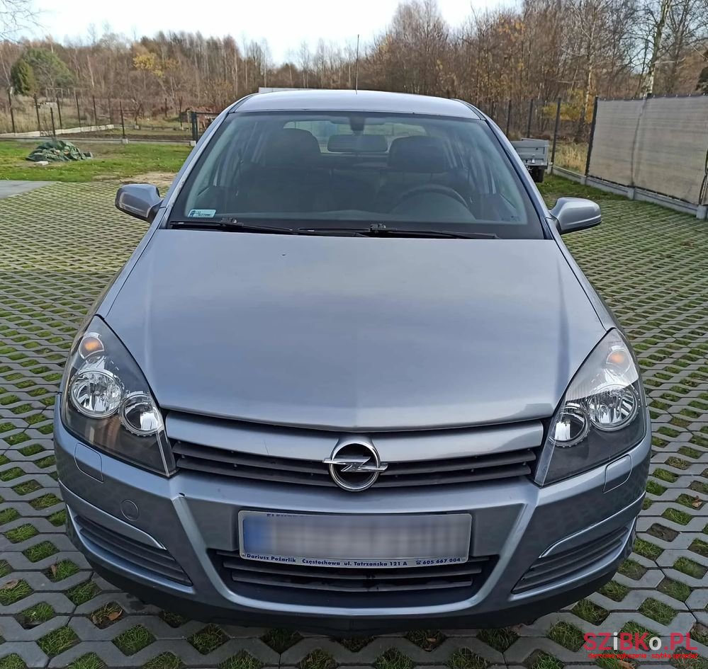 2005' Opel Astra Iii 1.6 Enjoy photo #2
