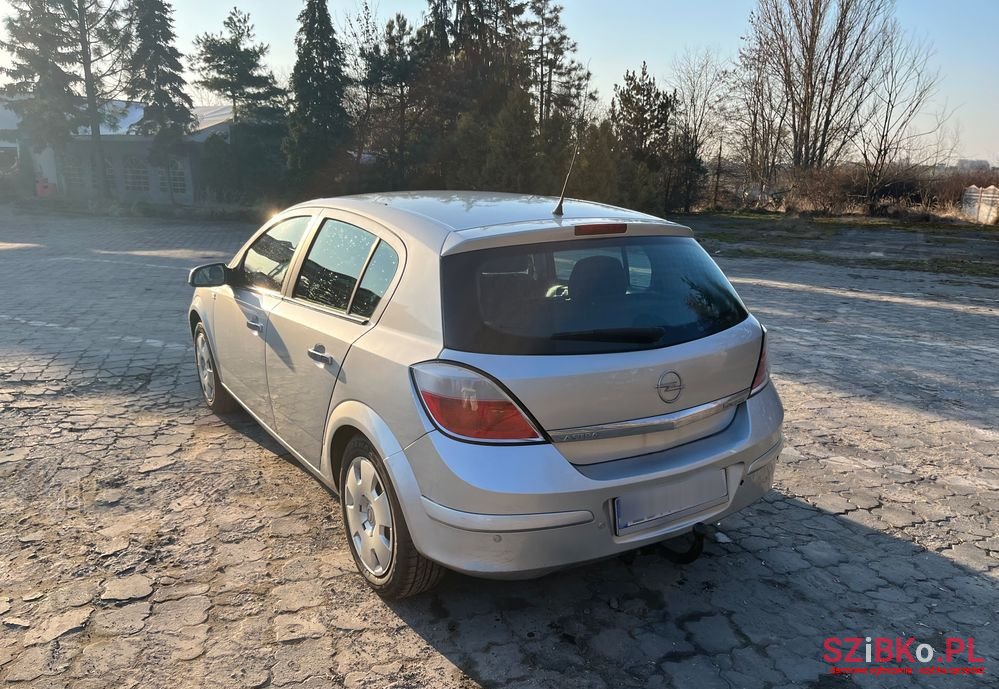 2005' Opel Astra 1.6 Enjoy photo #6