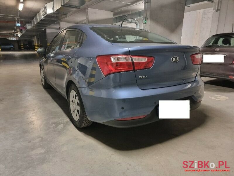 2016' Kia Rio photo #3