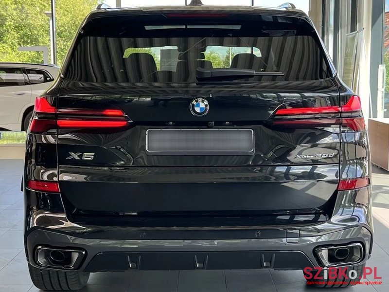 2024' BMW X5 Xdrive30D Sport photo #3