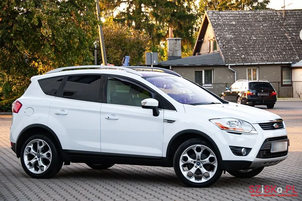 2011' Ford Kuga 2.5 4X4 Titanium photo #3