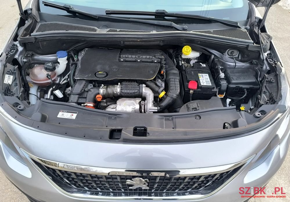 2018' Peugeot 2008 photo #6