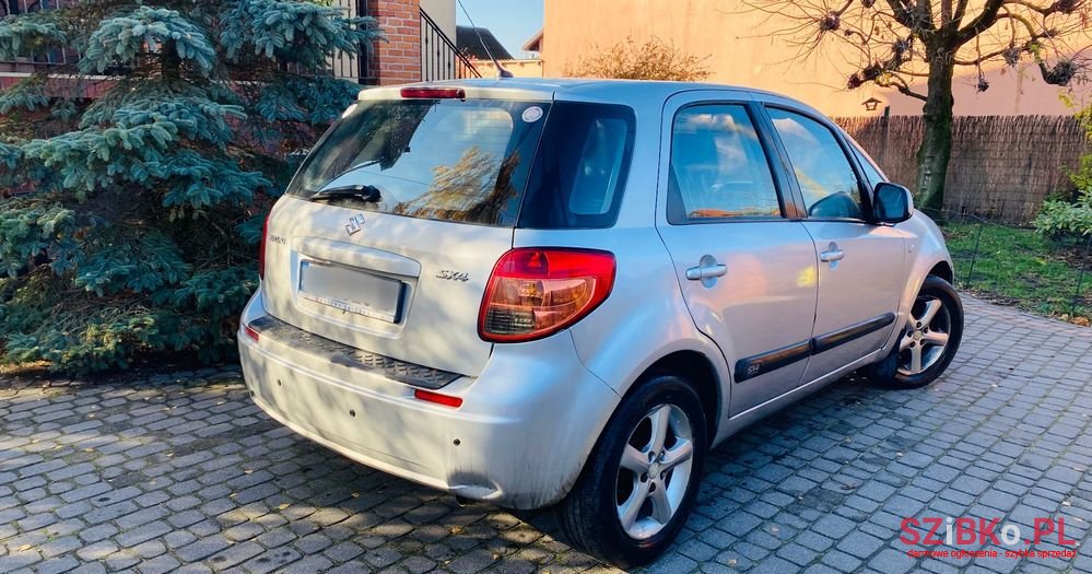 2008' Suzuki SX4 photo #5