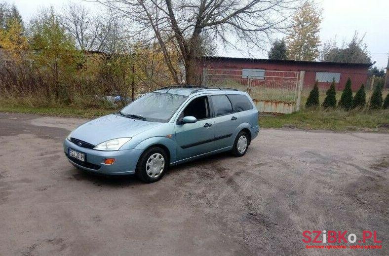 2000' Ford Focus photo #1