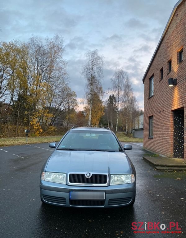 2001' Skoda Octavia photo #3