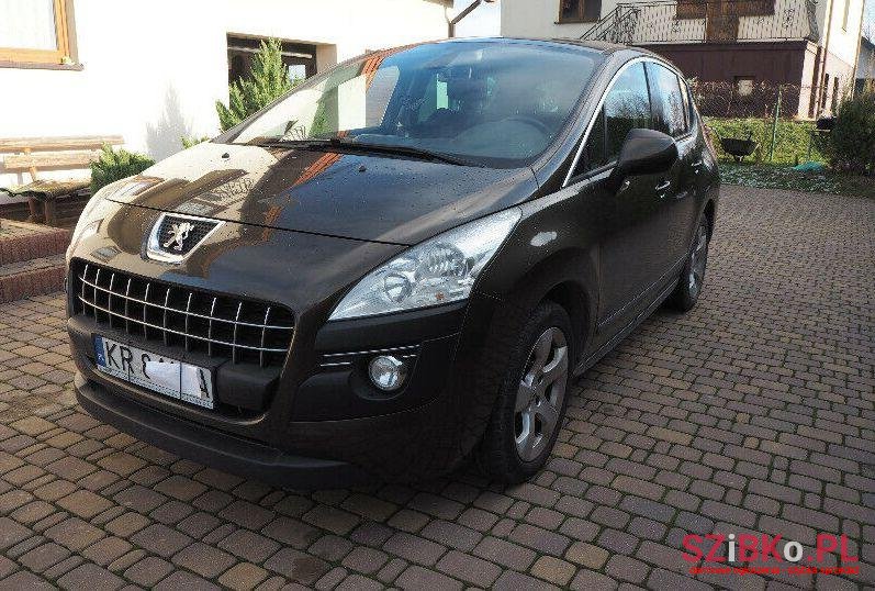 2011' Peugeot 3008 photo #1