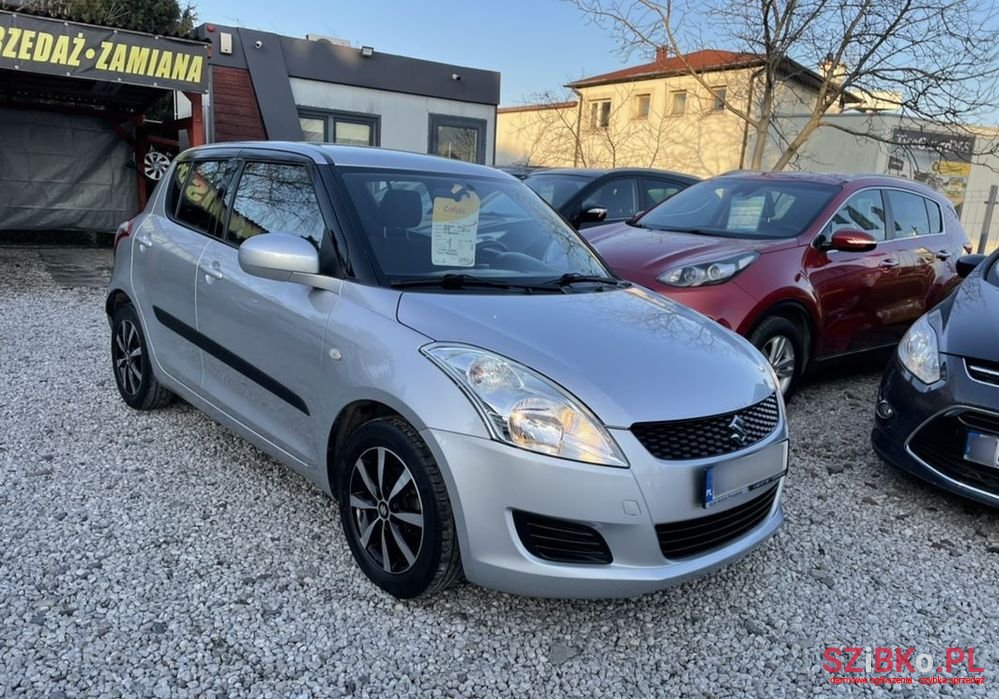2012' Suzuki Swift photo #2