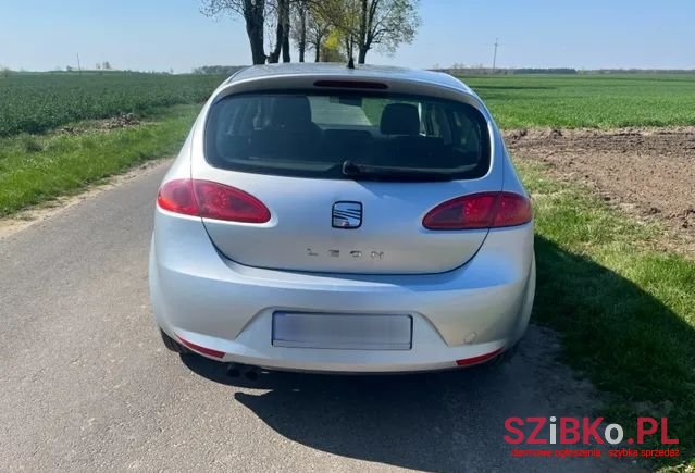 2008' SEAT Leon photo #5