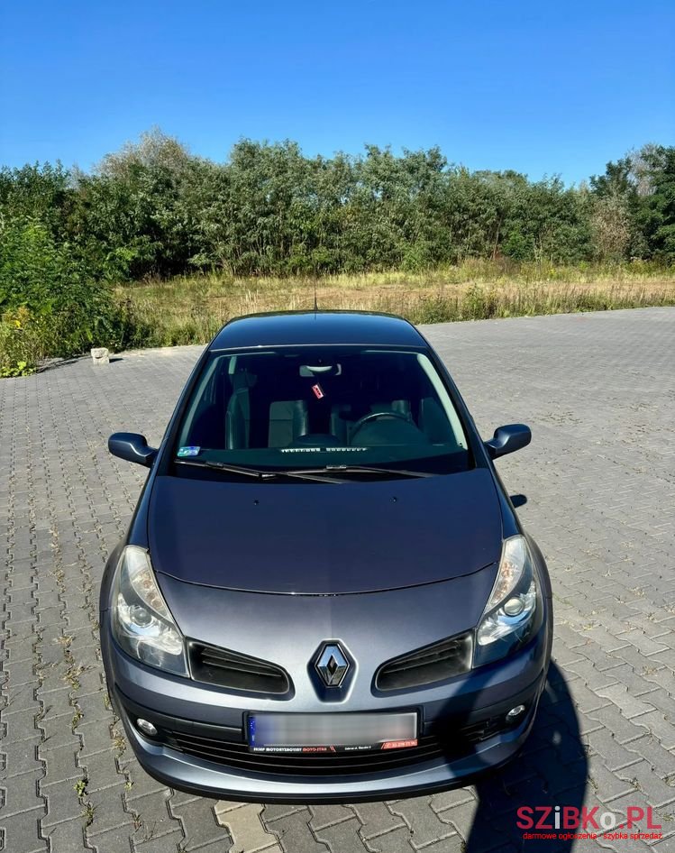 2007' Renault Clio photo #5