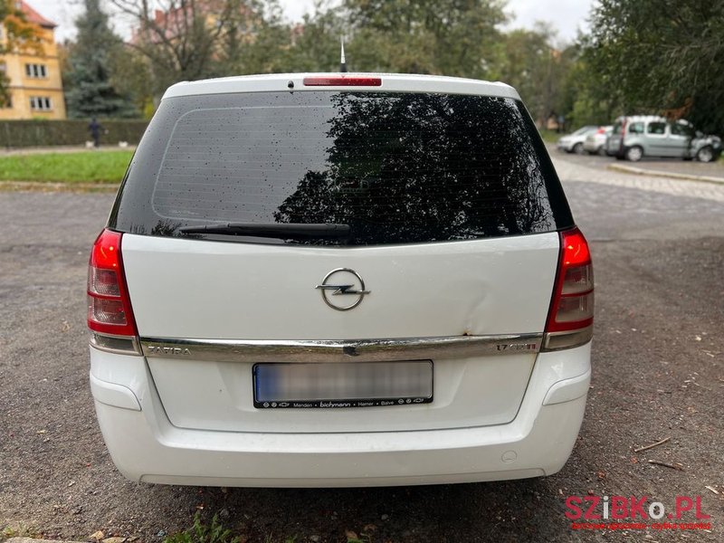 2008' Opel Zafira 1.7 Cdti 111 photo #6