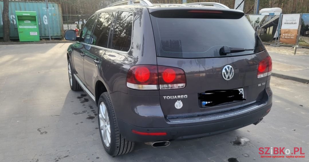 2008' Volkswagen Touareg photo #2