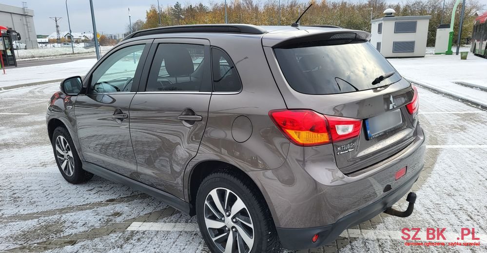 2014' Mitsubishi ASX photo #5