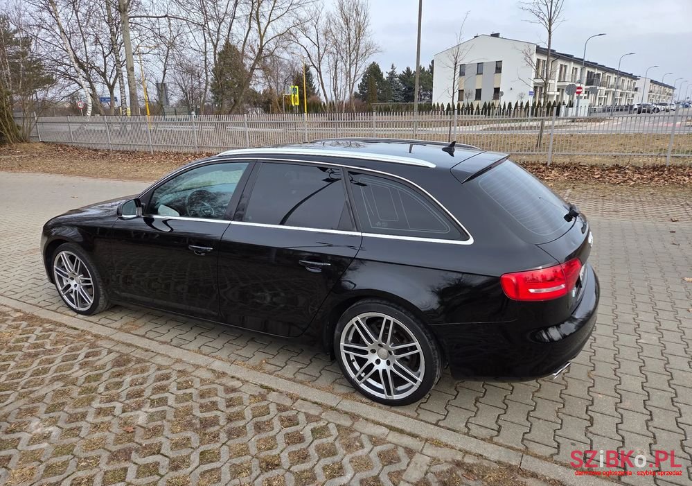 2014' Audi A4 Avant photo #3