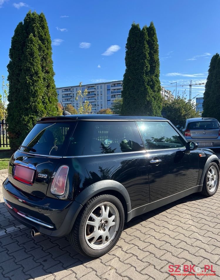 2004' MINI Cooper Standard photo #1