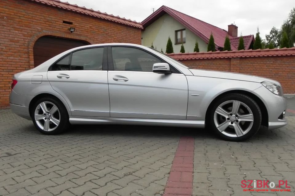 2008' Mercedes-Benz Klasa C photo #3