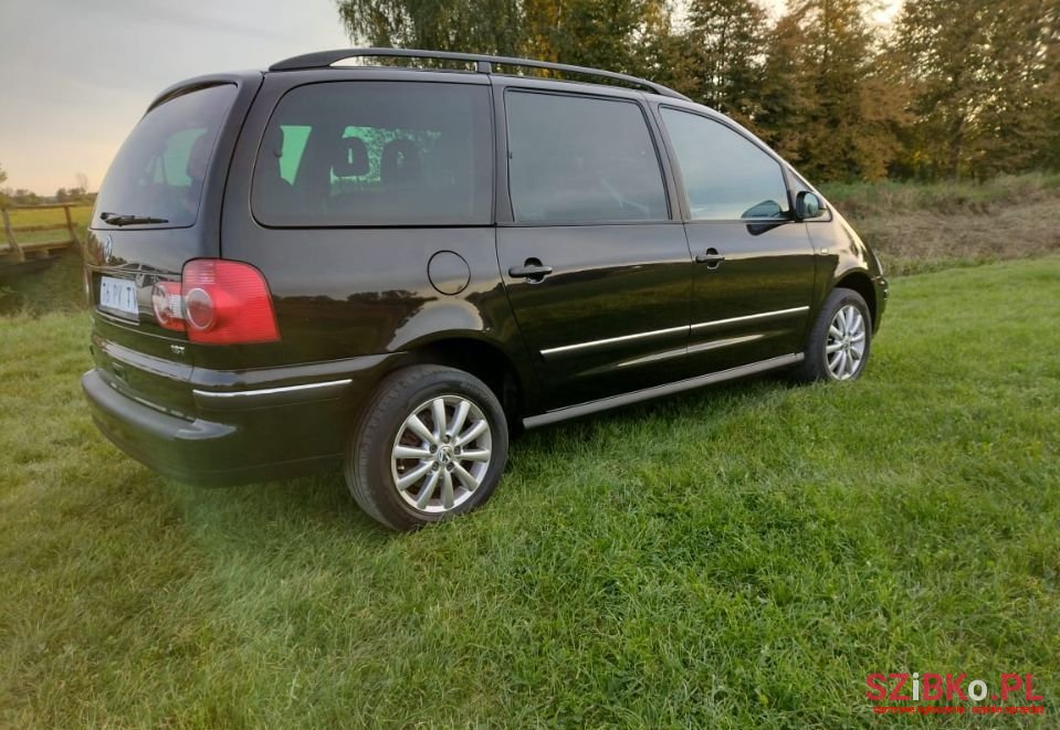 2005' Volkswagen Sharan photo #4