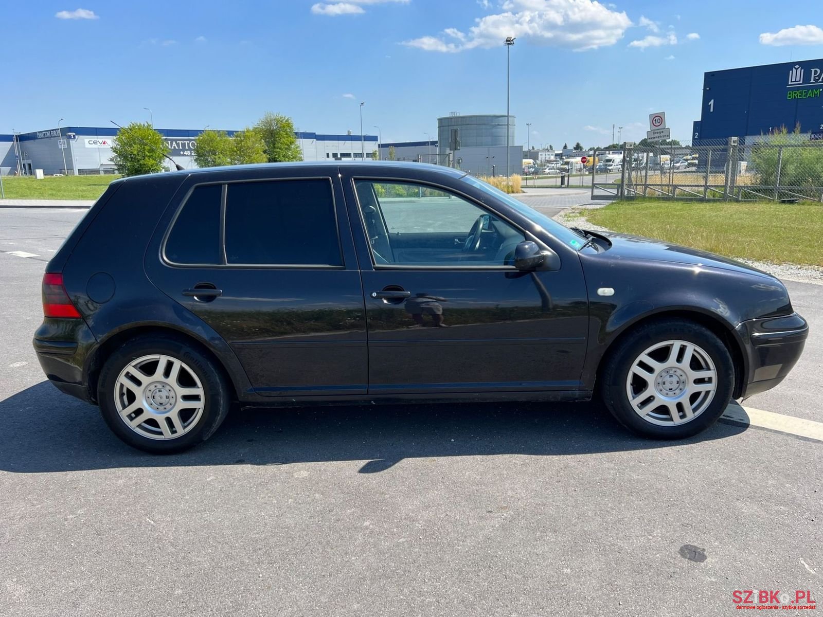 1999' Volkswagen Golf photo #5