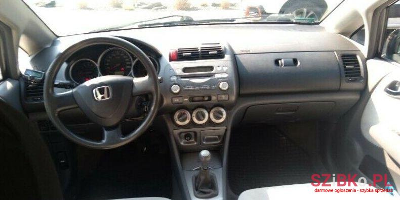 2006' Honda photo #2