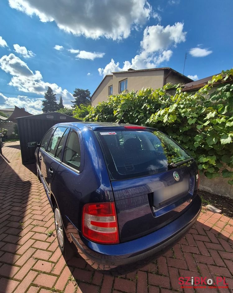 2006' Skoda Fabia 1.4 16V Elegance photo #3