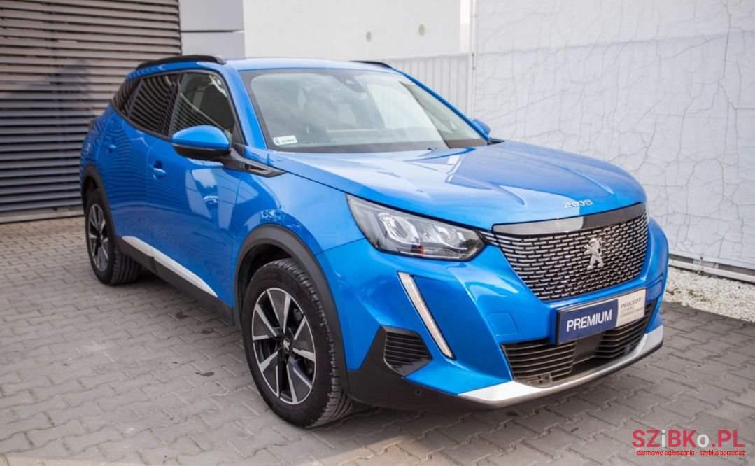 2020' Peugeot 2008 photo #2
