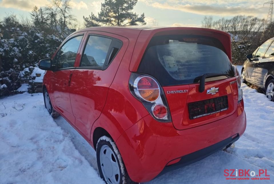 2011' Chevrolet Spark photo #3
