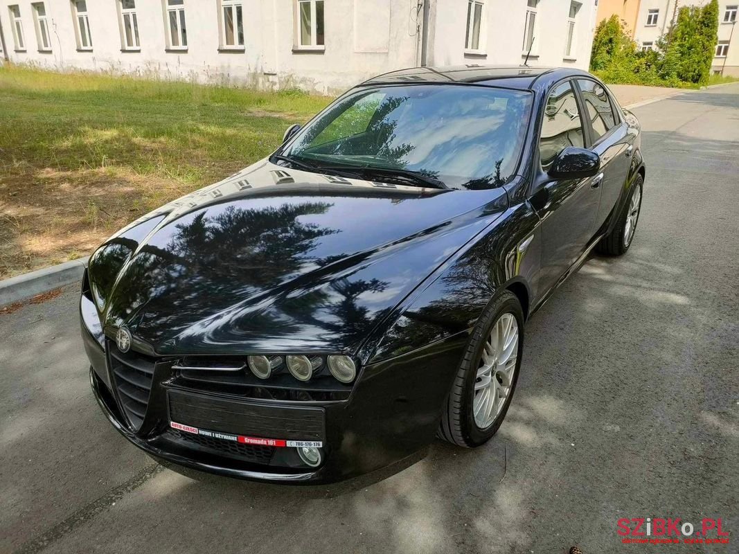 2006' Alfa Romeo 159 photo #4