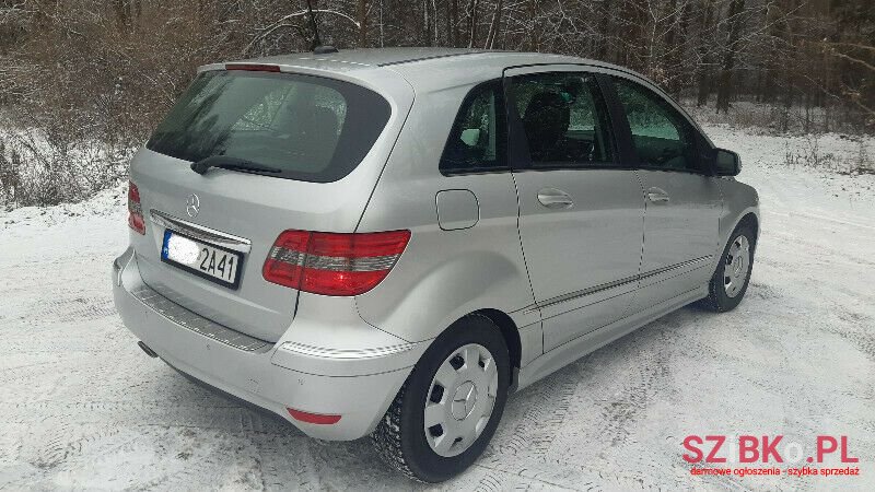 2011' Mercedes-Benz B160 photo #4