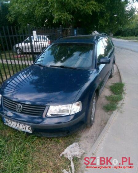 1998' Volkswagen Passat photo #1