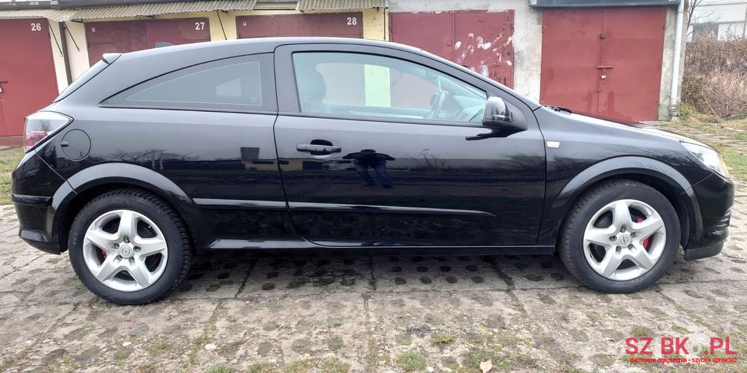 2008' Opel Astra photo #3