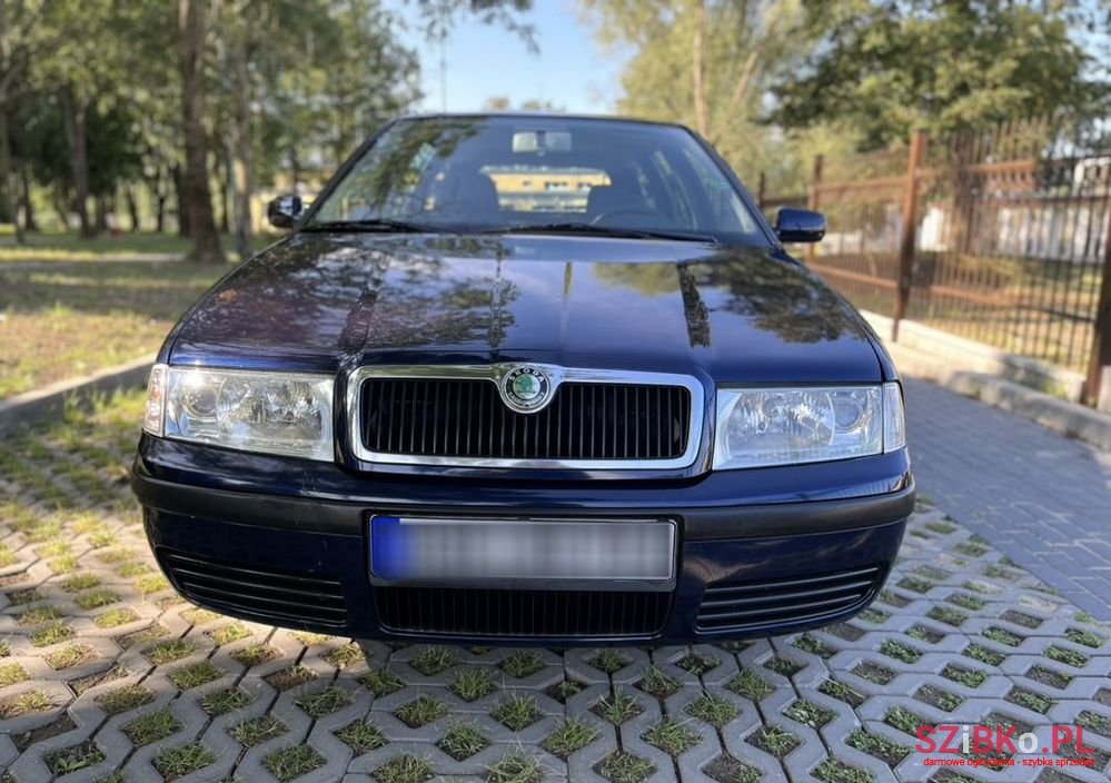 2002' Skoda Octavia 2.0 Ambiente photo #3