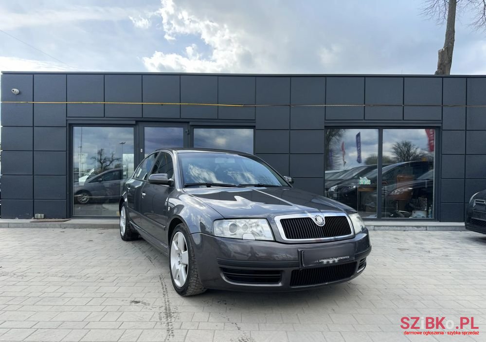 2002' Skoda Superb 2.0 Prestige photo #1