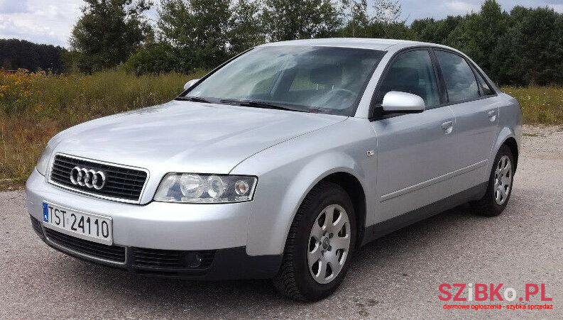 2001' Audi A4 photo #1